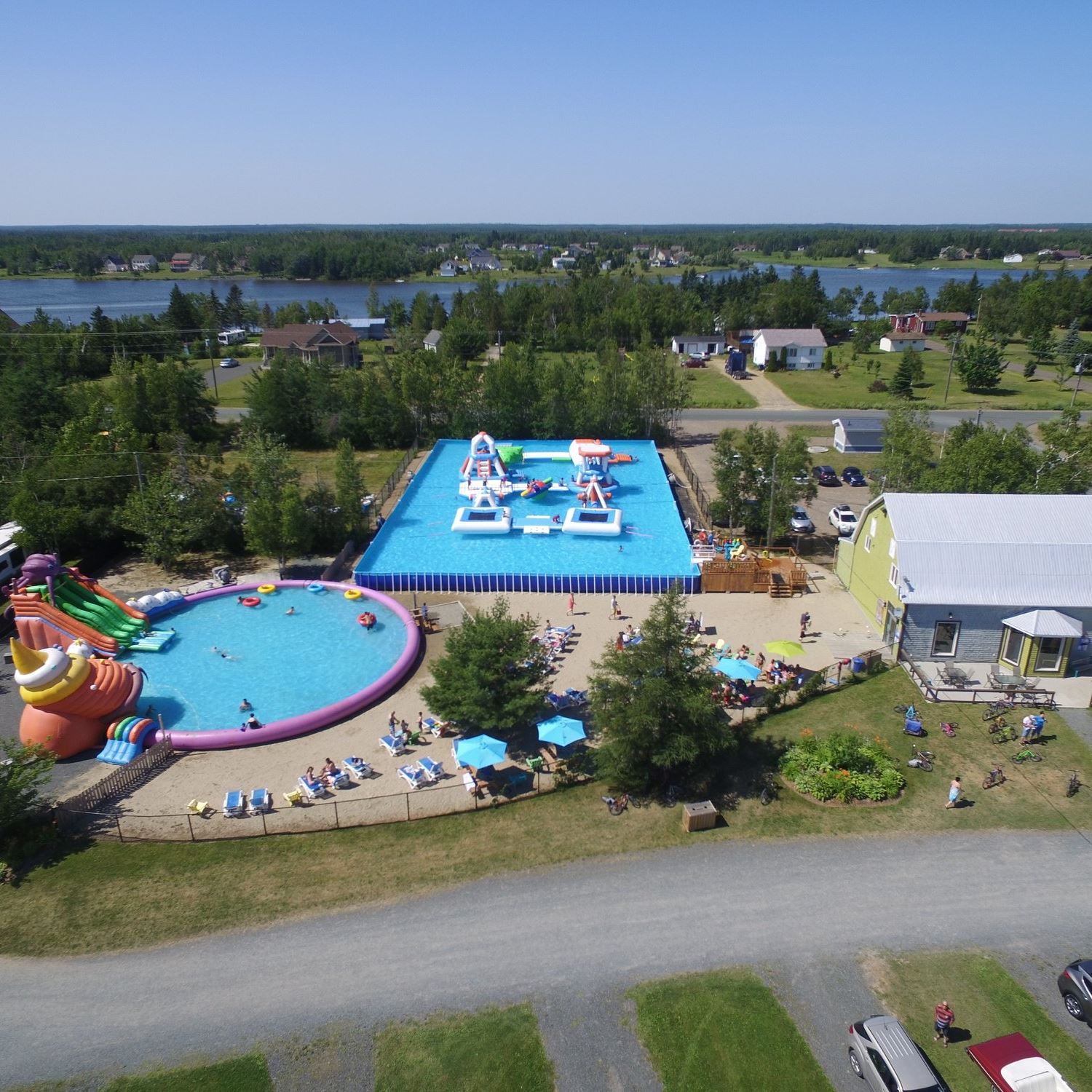 Aquapark / Outdoor adventure / Swimming / Shoreside 